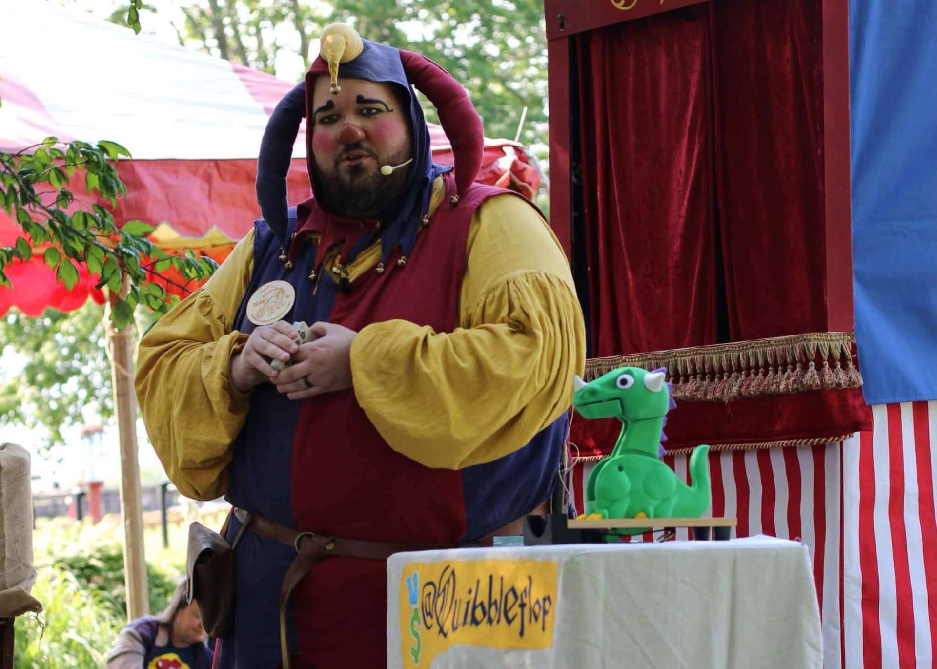 Quibbleflop performing at his puppet stage